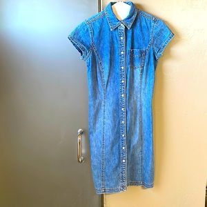 Great denim snap sun dress!